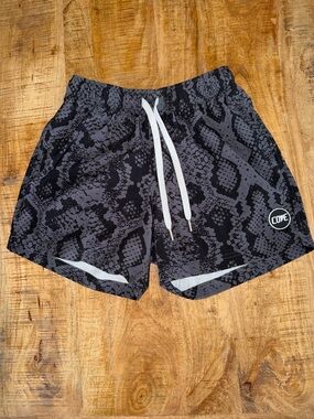 Cove Black & Gray Snake-Print Running Shorts